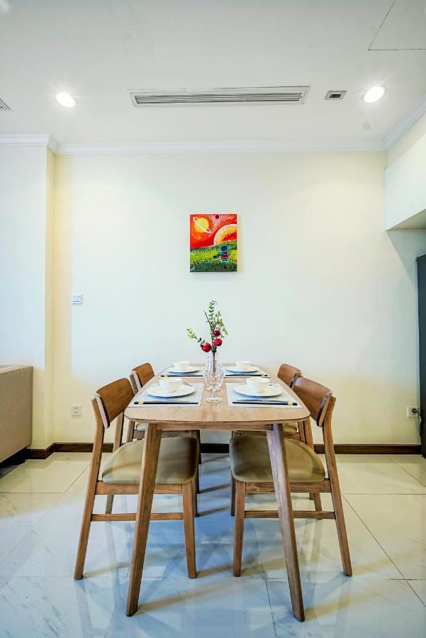 Mott Haven Apart - Vinhomes Central Park, Landmark 81 Area & Ice Rink Хошимін Екстер'єр фото
