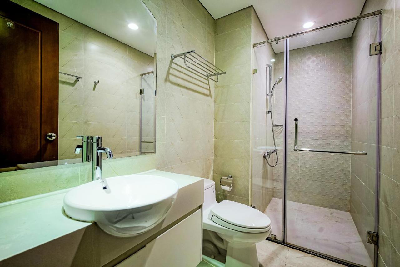 Mott Haven Apart - Vinhomes Central Park, Landmark 81 Area & Ice Rink Хошимін Екстер'єр фото