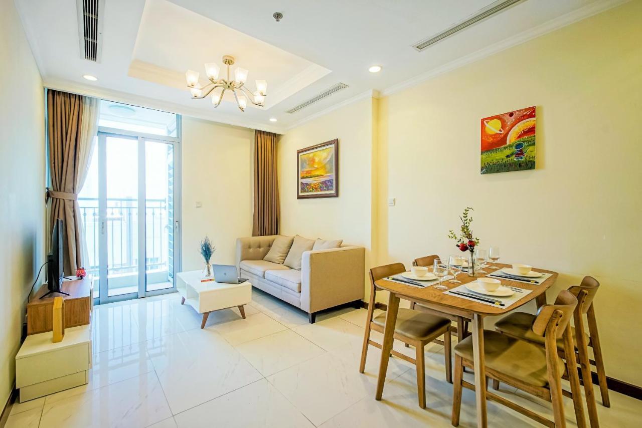 Mott Haven Apart - Vinhomes Central Park, Landmark 81 Area & Ice Rink Хошимін Екстер'єр фото