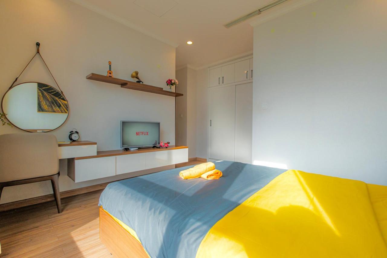 Mott Haven Apart - Vinhomes Central Park, Landmark 81 Area & Ice Rink Хошимін Екстер'єр фото