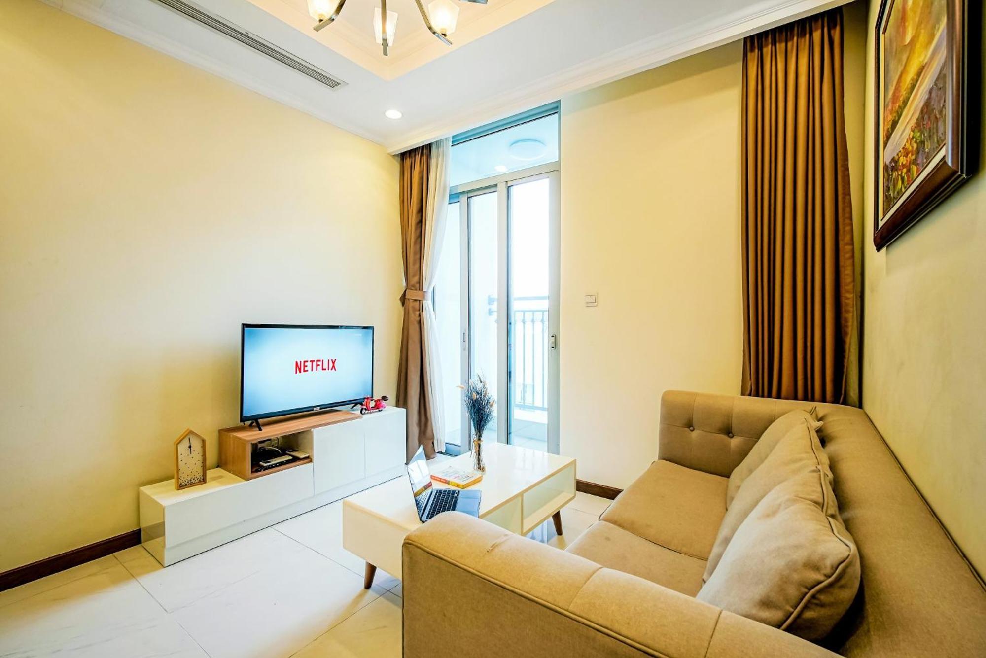 Mott Haven Apart - Vinhomes Central Park, Landmark 81 Area & Ice Rink Хошимін Екстер'єр фото
