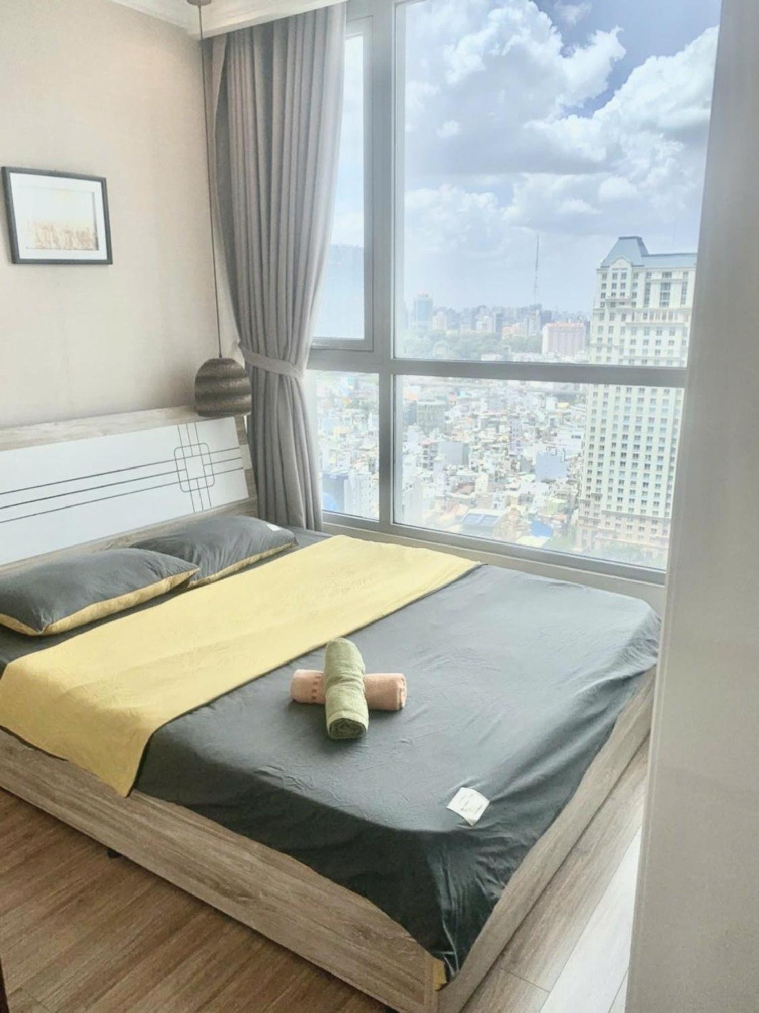 Mott Haven Apart - Vinhomes Central Park, Landmark 81 Area & Ice Rink Хошимін Екстер'єр фото