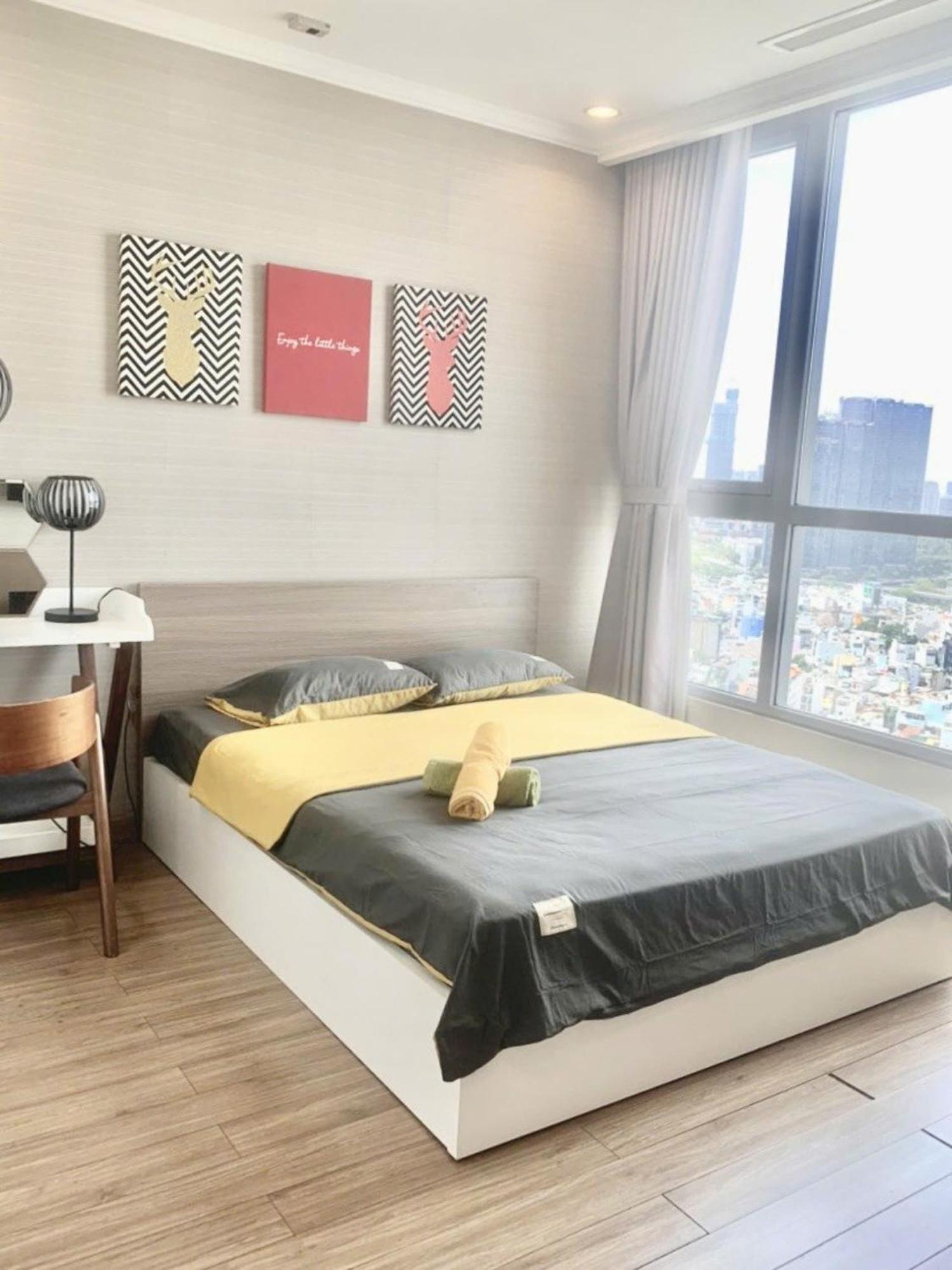 Mott Haven Apart - Vinhomes Central Park, Landmark 81 Area & Ice Rink Хошимін Екстер'єр фото